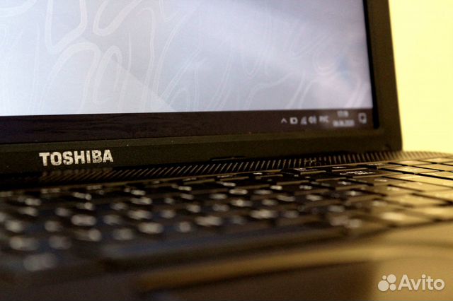 Ноутбук Toshiba для работы, Интернета, фильмов
