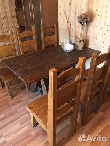 Обеденный комплект (стол и 6 стульев)