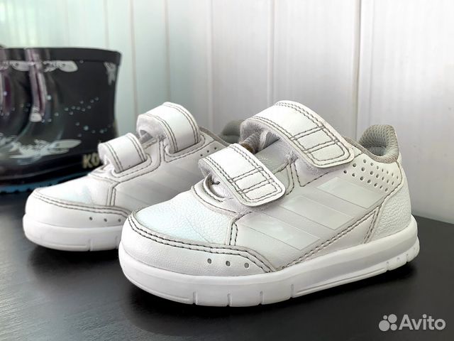 Белые кроссовки Adidas AltaSport CF I, р. 20 Белые кроссовки Adidas AltaSport CF I, р. 20
