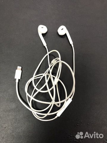 Наушники EarPods Наушники EarPods