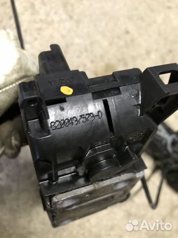 Замок двери передний левый Kangoo 2 Замок двери передний левый Kangoo 2