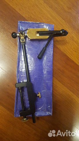 Тиски для вязания мушек Crown Vice C-Clamp Тиски для вязания мушек Crown Vice C-Clamp