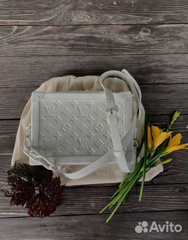 Louis Vuitton Louis Vuitton