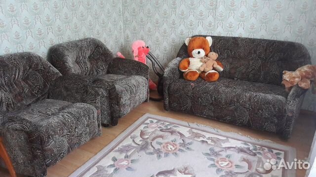 Диван-кровать и два кресла-кровати