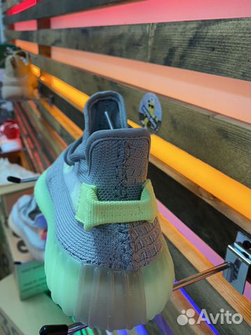 Кроссовки Yeezy boost 350