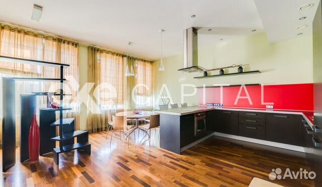 2-к квартира, 140 м², 3/6 эт.