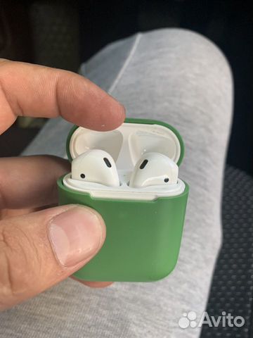 AirPods AirPods
