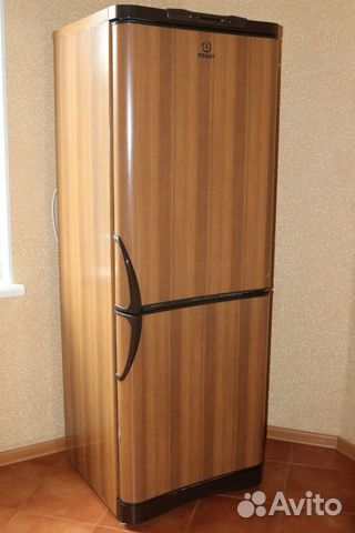 Холодильник indesit