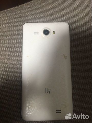 Телефон Fly