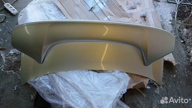 Крышка багажника со спойлером impreza GD wrx