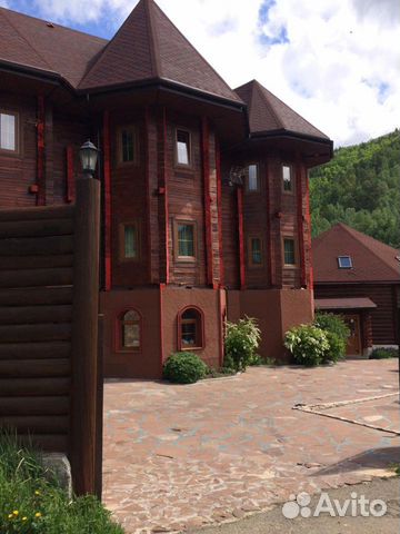 Коттедж 180 м² на участке 7 сот.