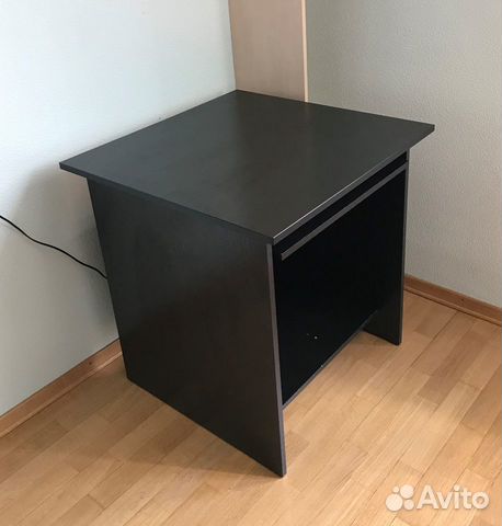 Стол компьютерный чёрный