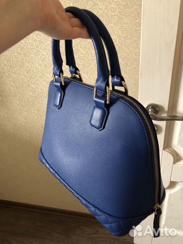 Сумка Guess в идеальном состоянии