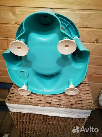 Стульчик для купания на присосках Стульчик для купания на присосках