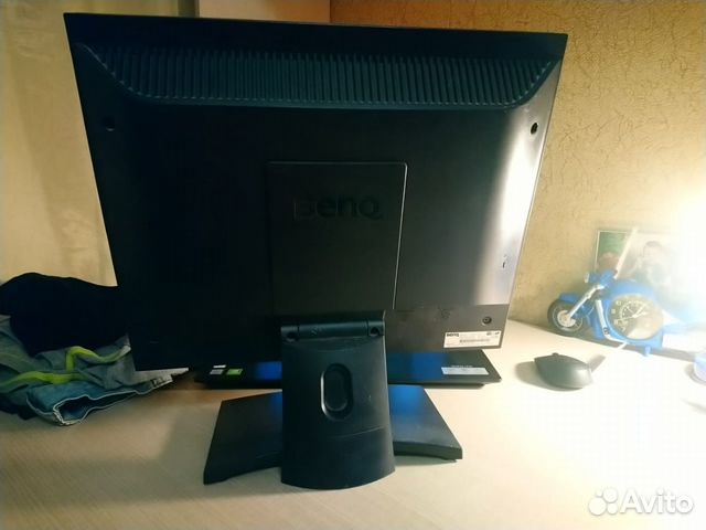 Монитор BenQ 19 диагональ