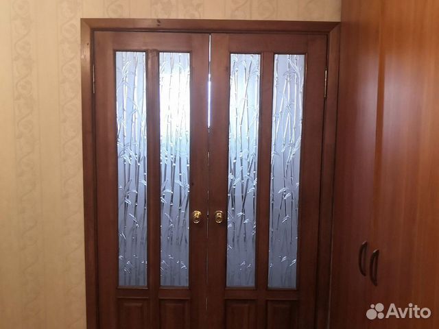 Дверь деревянная