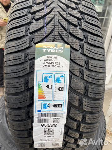 Nokian Tyres WR SUV 4 315/40 R21