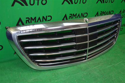 Решетка радиатора Mercedes S W222 2013 - 2017