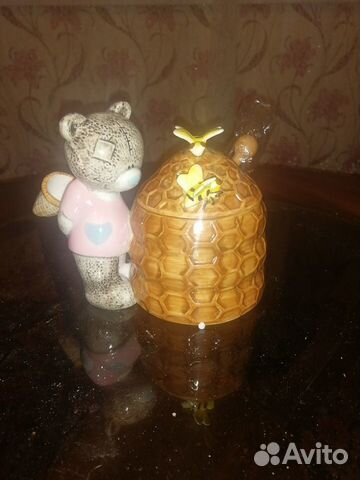 Фарфоровая банка для меда