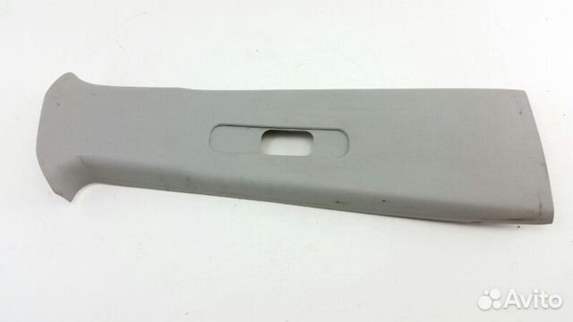 Обшивка стойки правая Mitsubishi Pajero V78W 4M41