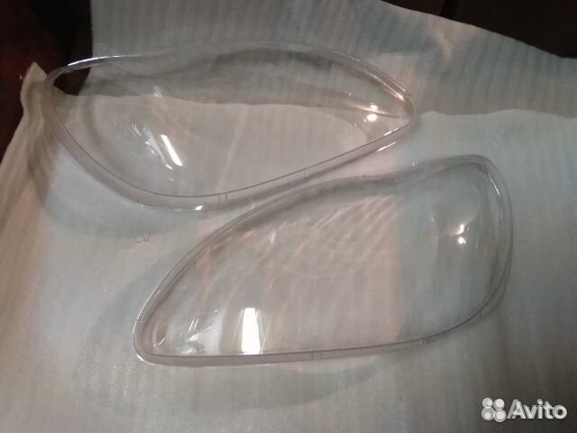 Стекло фары Mercedes-Benz S-Class W220