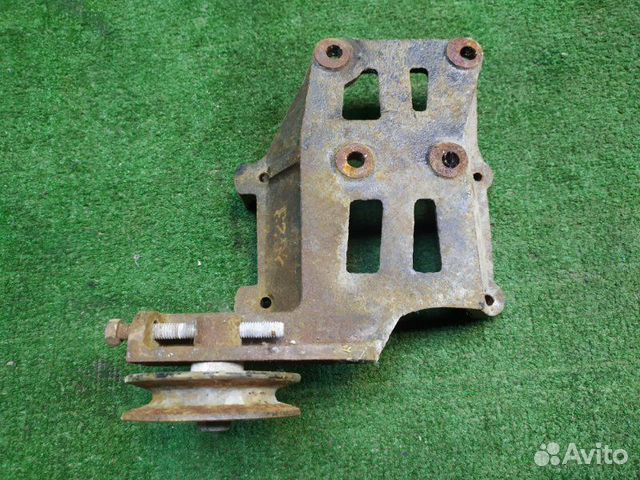 Кронштейн Daewoo Nexia N150 1.5 2012