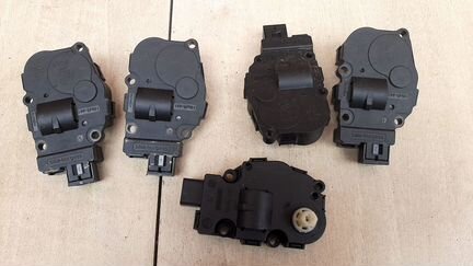 Сервопривод заслонки печки Mercedes