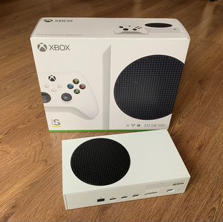 Игровая приставка Microsoft Xbox Series S