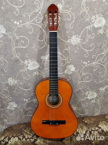 Классическая гитара (б/у)