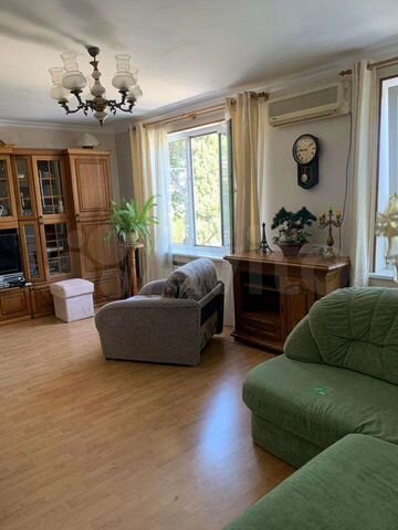 Комната 22 м² в 2-к., 2/2 эт.