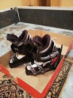 Продам горнолыжные ботинки и очки