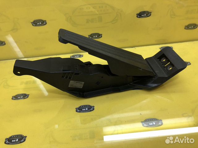 Педаль газа infiniti Q50 AWD V37