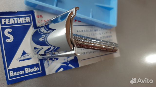 Бритва Т образная Feather Япония
