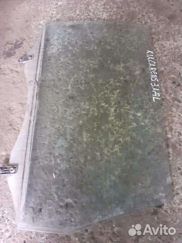 Стекло Kia Carens