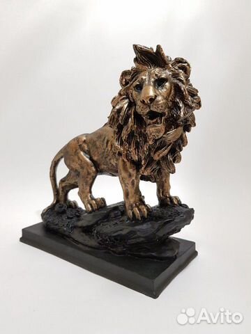 Лев статуэтка