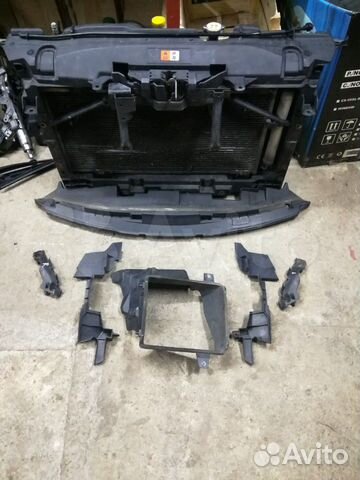 Передняя панель(телевизор) мазда 6 2010 год