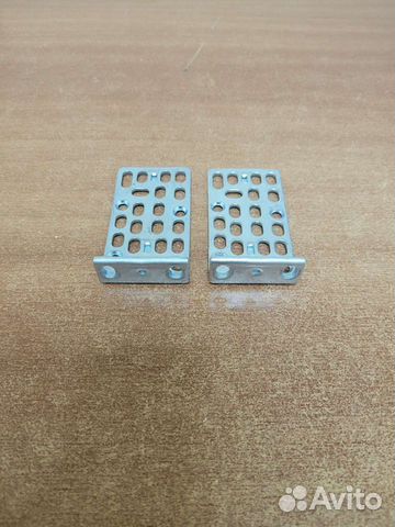 Уголок крепежный в серверную стойку