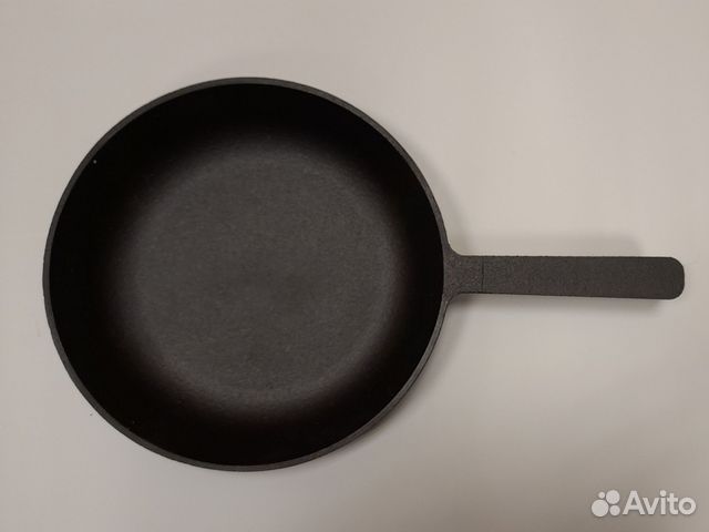Сковорода чугунная d22 см
