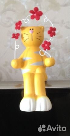 Фигурка декоративная на полку