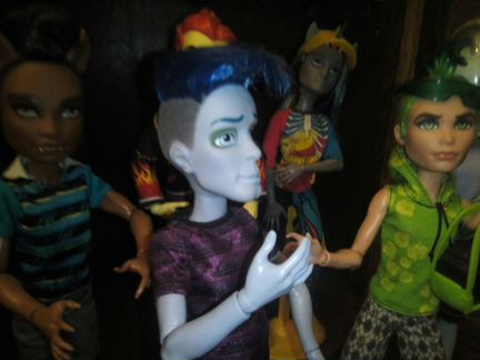 Кукла Монстер Хай Слоу Мо и Гил