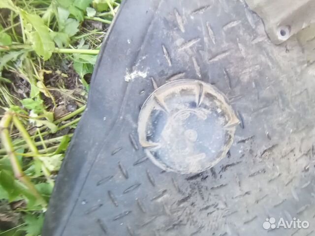 Крышка передней фары Volkswagen Vento/Golf 3