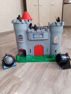 Рыцарский замок, динозавры