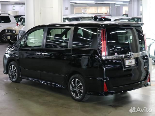 Toyota Noah 2.0 CVT, 2020, 19 000 км