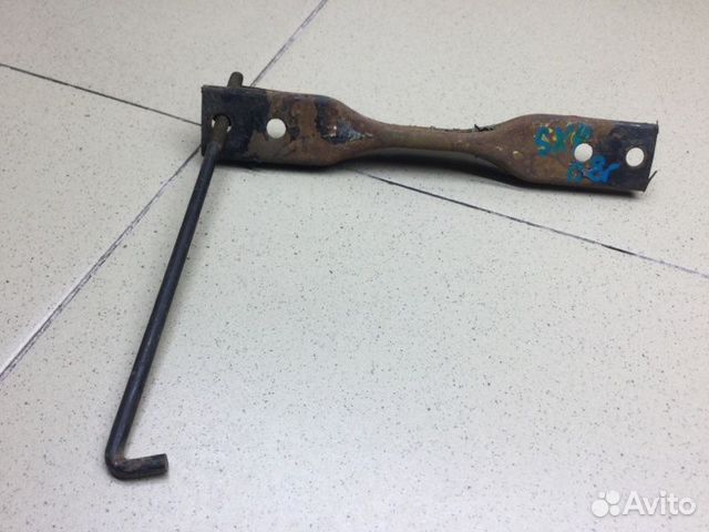 Крепление аккумулятора Suzuki Sx4 седан M16A 2008