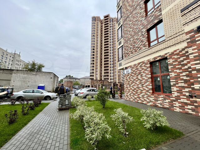 Под офис, выставочный зал, медицину 163 м²