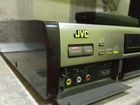 Hi-Fi видеомагнитофон JVC HR-E639EE