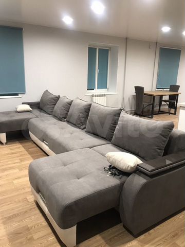 Квартира-студия, 90 м², 1/10 эт.