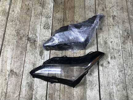 Стекло фары Lexus RX 4