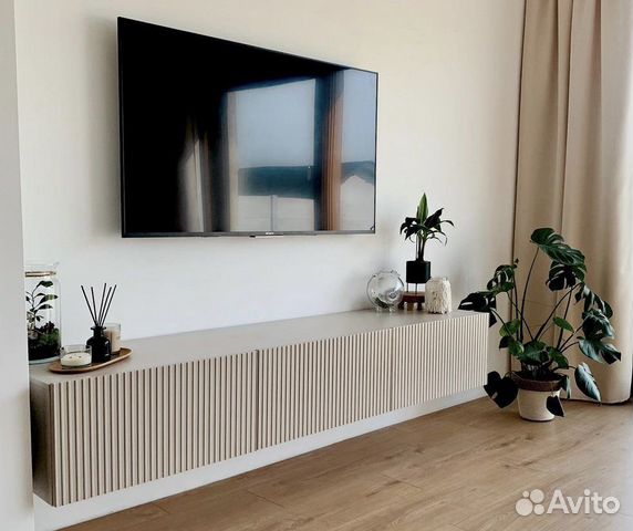 Подвесная тумба под тв