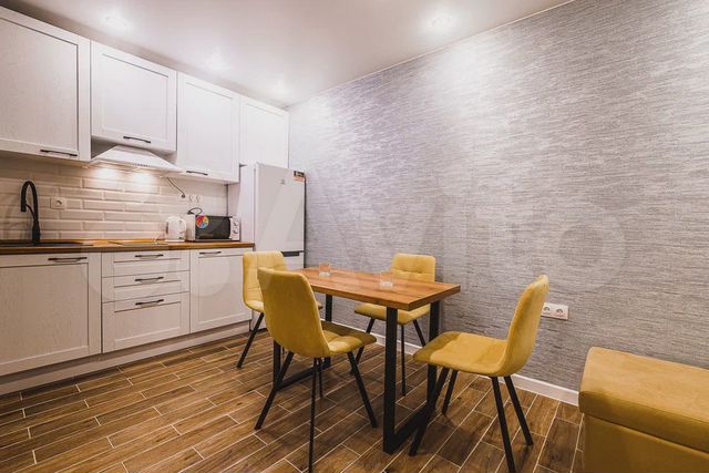 2-к. квартира, 60 м², 2/16 эт.